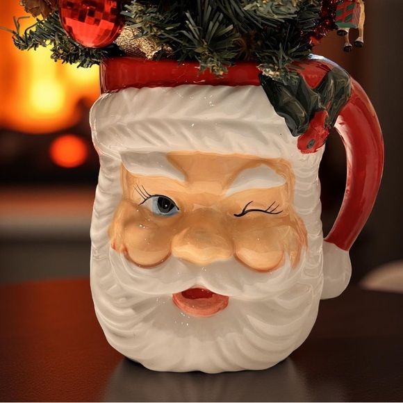 Santa Claus Winking Mug Centerpiece New Large Height  7” Across 5” Vase only - Picture 3 of 16